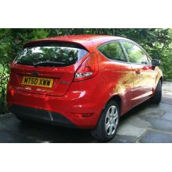 Ford **NEW SHAPE FIESTA** MK7 1.25 Edge 3 door RED