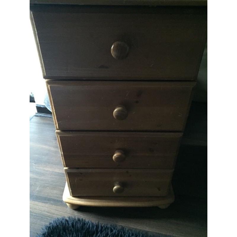 Free Pine Dressing Table