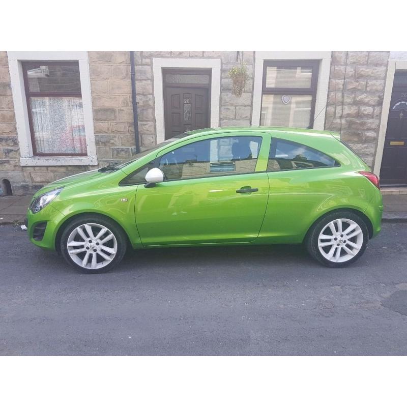 Vauxhall corsa sting 1.2 LOW MILAEGE LOW INSURANCE