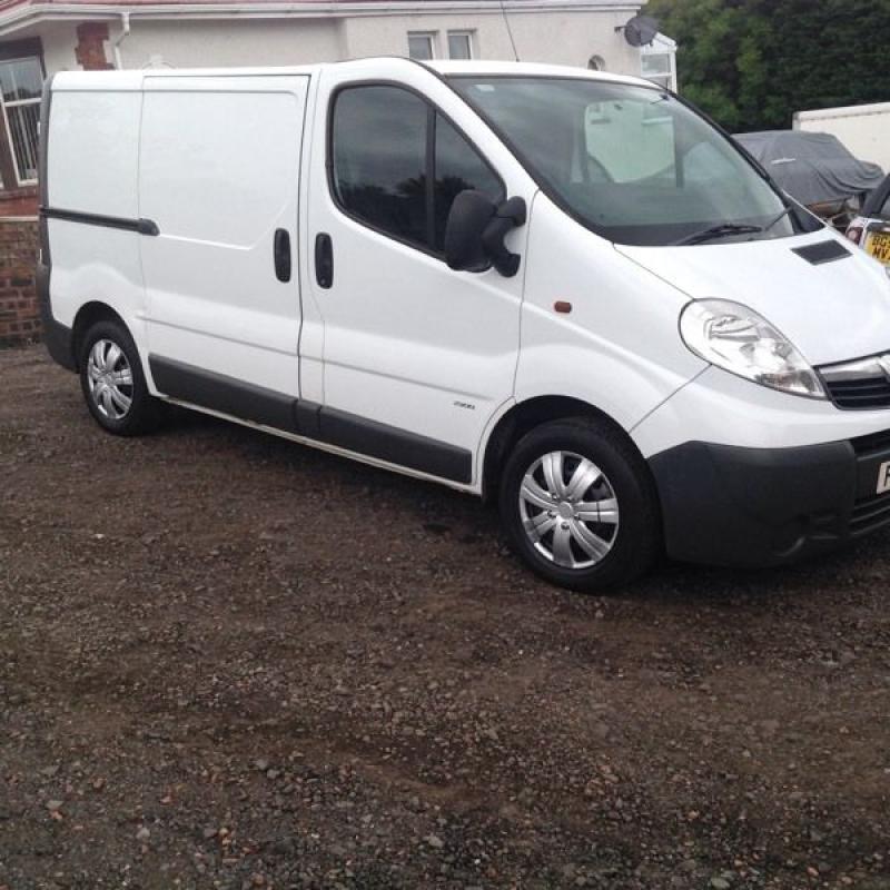 VAUXHALL VIVARO DIRECT BT F/S/H NO VAT