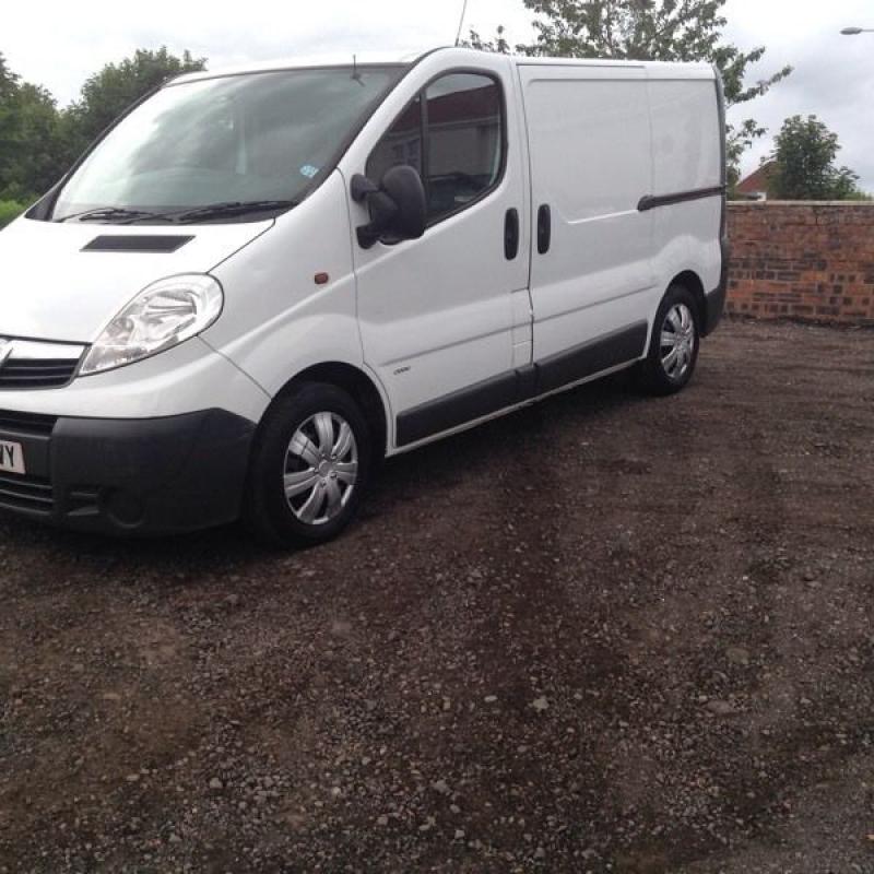 VAUXHALL VIVARO DIRECT BT F/S/H NO VAT