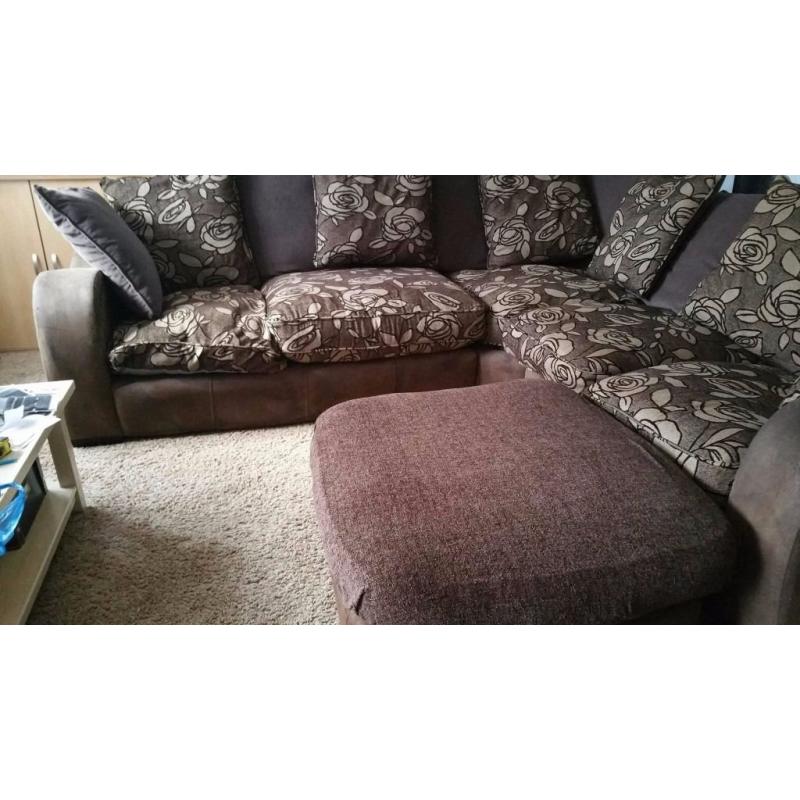 LARGE VERY COMFY BROWN CORNER SOFA & FOOTSTOOL FOR SALE.