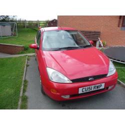 Ford Focus 5dr, red, MOT, good condition