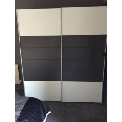 SLIDING DOOR WARDROBE WITH FREE BEDSIDE. EXCELLENT CONDITION