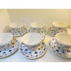 6 Blue and White Ceramic Tea Cups and Saucers Churchill