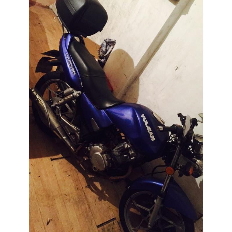 125 cc 4 stroke Vulan Harrier motorbike 54 reg