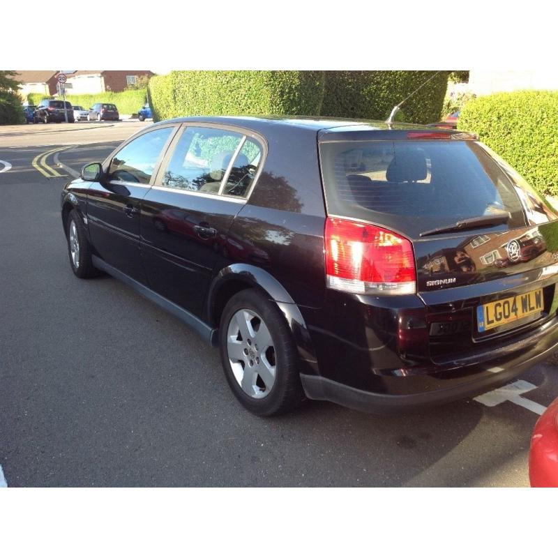 Vauxhall signum 2.2 direct , cheap runaround runs perfect