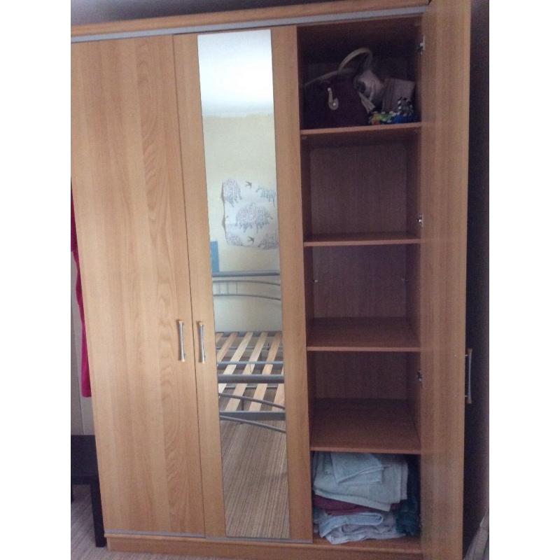 3 door mirrored wardrobe