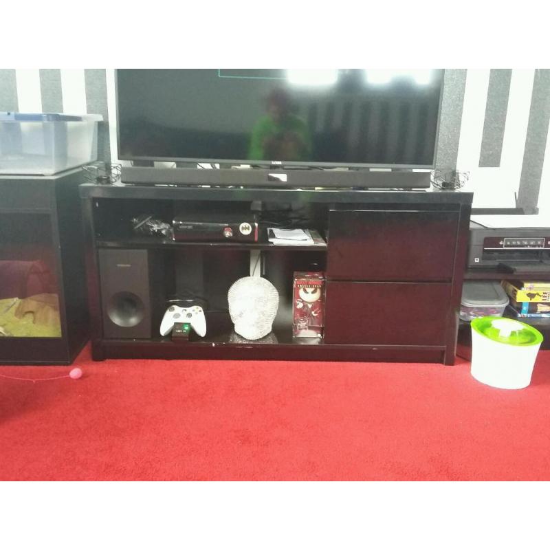 Black corner tv unit