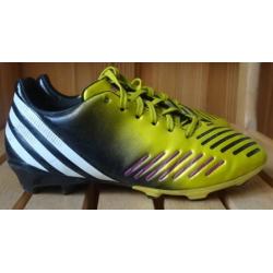 ADIDAS PREDATOR FOOTBALL BOOTS, SIZE 3