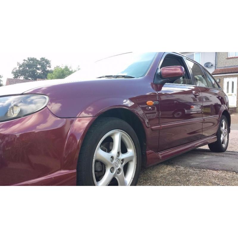 Mazda 323 f sports car .Mot till 07 2017