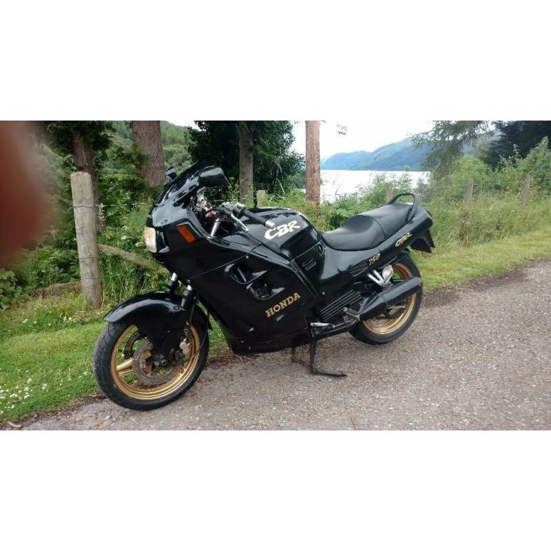 HONDA CBR 750 HURRICANE, 12Months MOT very rare, fully serviced.