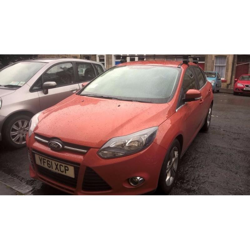 Ford Focus 1.6 Zetec Powershift 5 dr