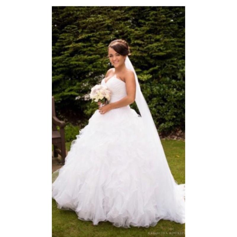 Stunning white morilee designer wedding dress size 10