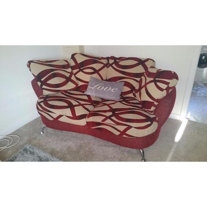 beautiful matching dfs love couch 3 seater and 2 seater can DELIVER