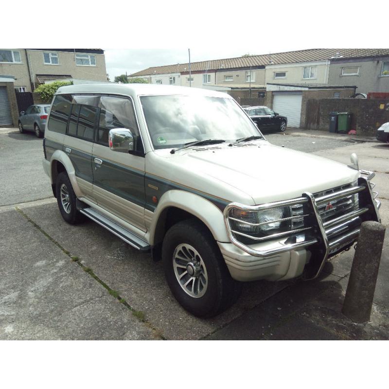 Mitsubishi Pajero automatic 2.5 TD