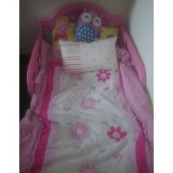 Pepper pig toddler bed