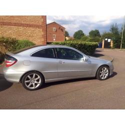 MERCEDES C-CLASS C200 KOMPRESSOR SE SPORTS - FULL LEATHER INTERIOR