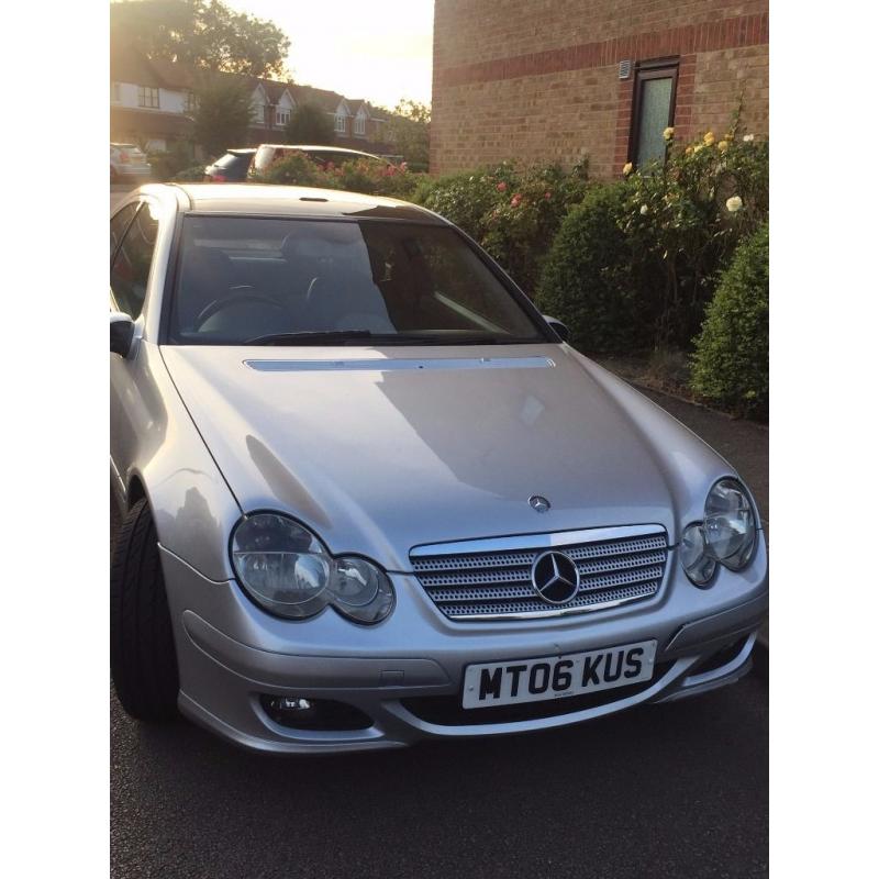 MERCEDES C-CLASS C200 KOMPRESSOR SE SPORTS - FULL LEATHER INTERIOR