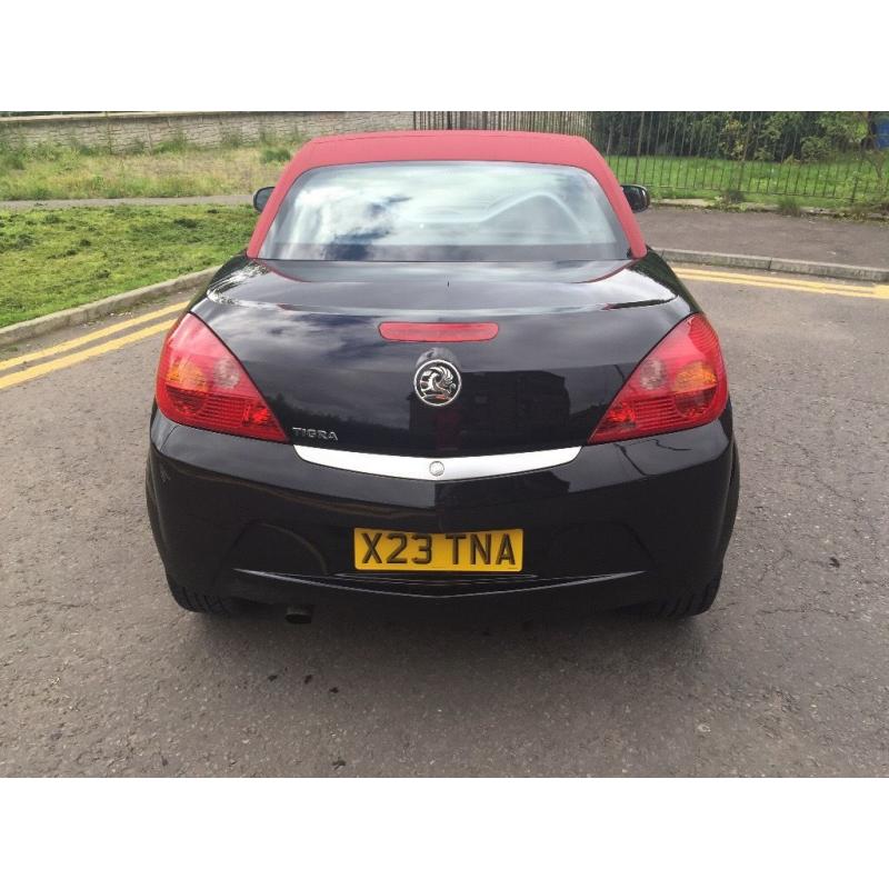 Vauxhall Tigra Rouge 1.4 stunning car inside and out