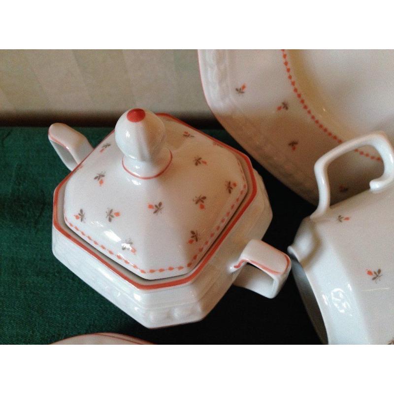 Crockery - 1 dining set and 2 tea sets all in same pattern