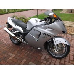 Honda CBR 1100XX Super Blackbird - low mileage