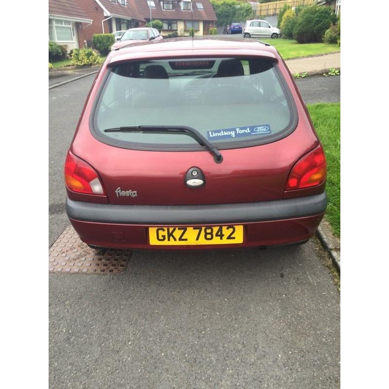 ** 2001 Ford Fiesta zetec LOW MILES 60k