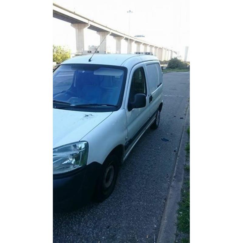 2003 Peugeot Partner 800 HDI LX (Side Load on Both Sides)