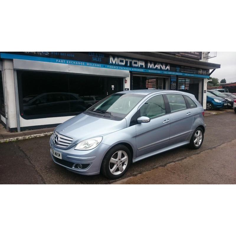 Mercedes-Benz B180 2.0TD CVT SE