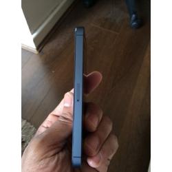 Black iPhone 5 16gb unlocked to all sim network. Clean phone no scratches or dents