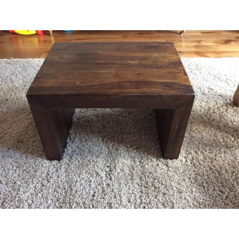 Solid wood chunky table