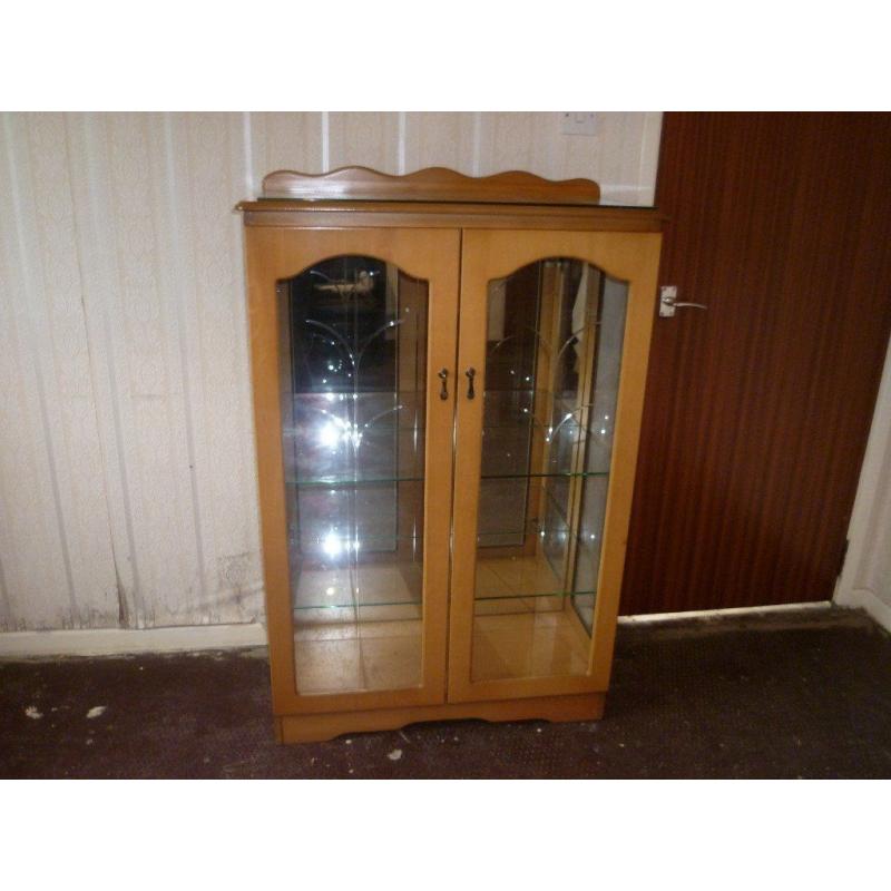 DISPLAY CABINET