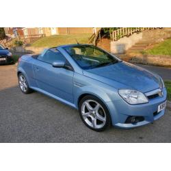 Vauxhall Tigra Exclusive Convertible, heated leather seats etc **look