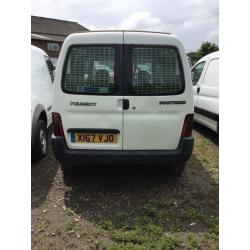 Cheap diesel van 1 years mot drives fine came in as a px change cheap runabout ideal builders van