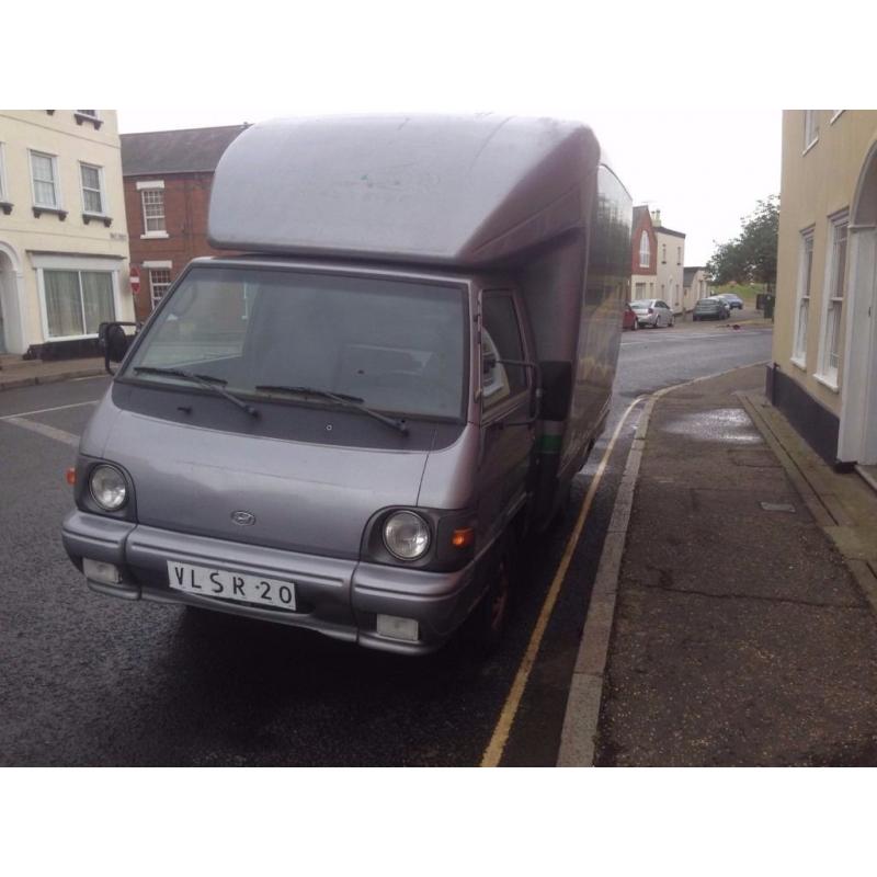 CLEAN LEFT HAND DRIVE HYUNDAI H100 VAN, DRIVES VERY WELL, ENGINE & MECHANICS IN GOOD FORM.CALL MARC