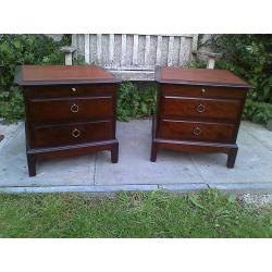 Pair of Stag Minstrel 2 Drawer Mahogany Bedside Cabinets with Pull-out Slide