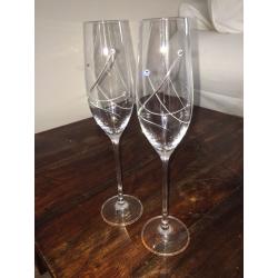 Crystal embellished champagne glasses (pair)