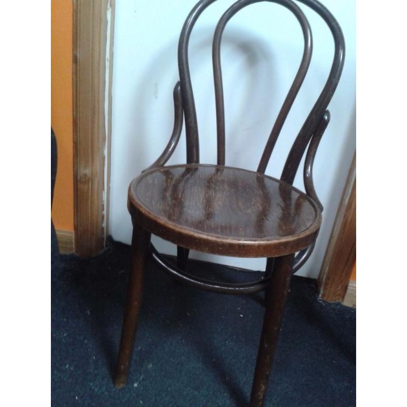 4 Bentwood traditional bentwood chairs