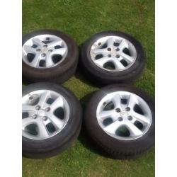 4 14" aluminium car wheels with tyres