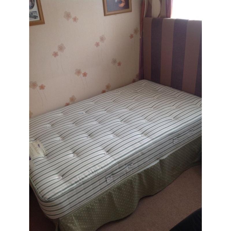 Double bed as new