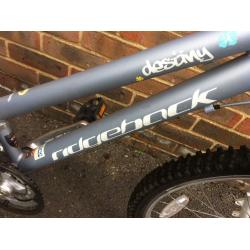 Girls 'ridgeback' destiny bike with shimano gears.