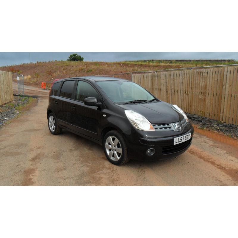 Nissan Note 1.6 Tekna 5 Door