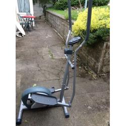 Cross trainer