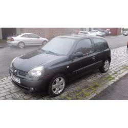 RENAULT CLIO 53 REG 1.2 cc LIKE CORSA FIESTA PUNTO