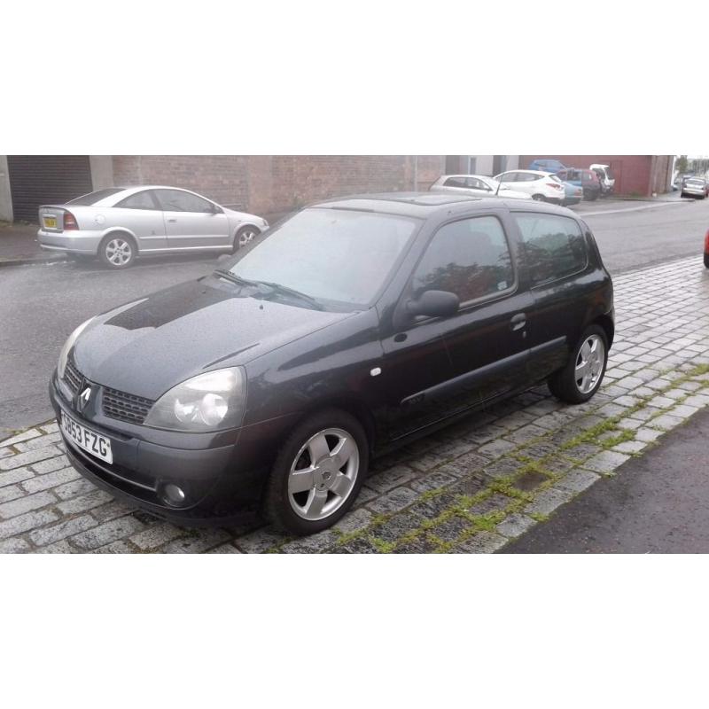 RENAULT CLIO 53 REG 1.2 cc LIKE CORSA FIESTA PUNTO