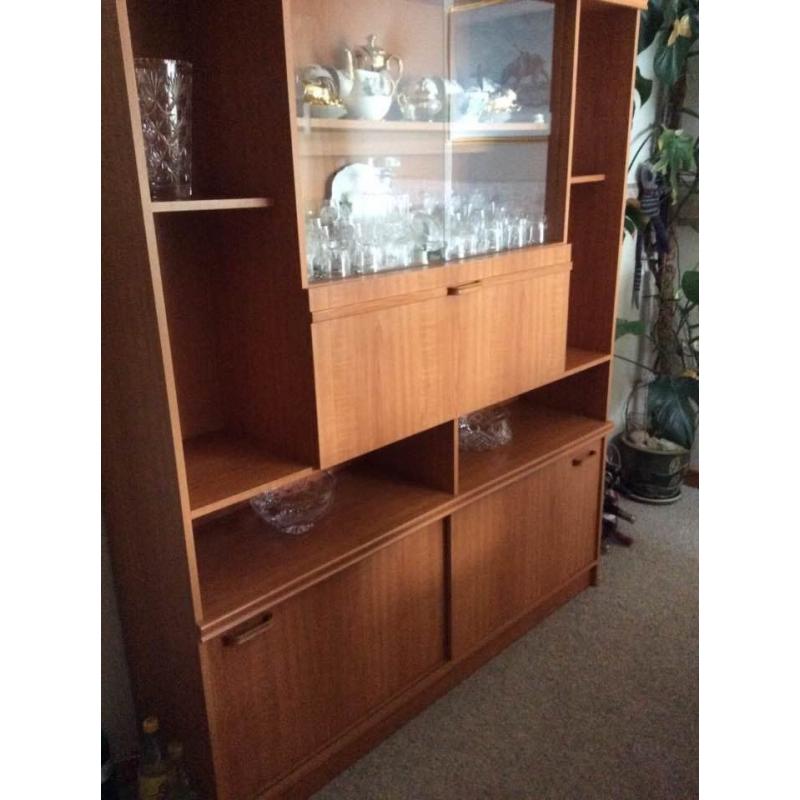 Display/Drinks Cabinet