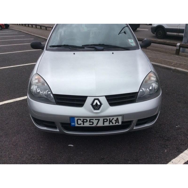 2007 Renault Clio 1.2 campus-65,000 miles-December 16 mot-great value-ideal first car