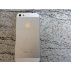 Apple iPhone 5s on EE MINT CONDITION