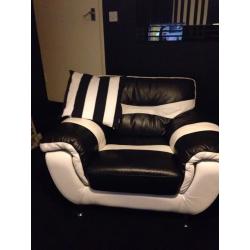 100%ITALIAN LEATHER, black & white bold design SOFA AND CHAIR*** REDUCED FOR QUICK SALE***