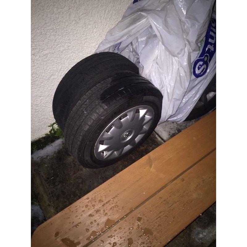 4x 14inc Astra corsa etc wheels two brand new tyres